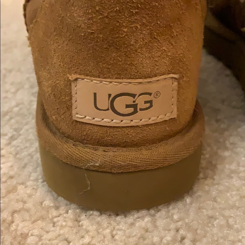 brown uggs - Picture 6 of 8